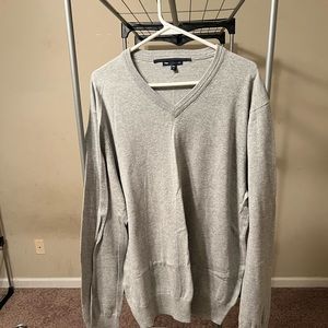 GAP V-Neck Sweater